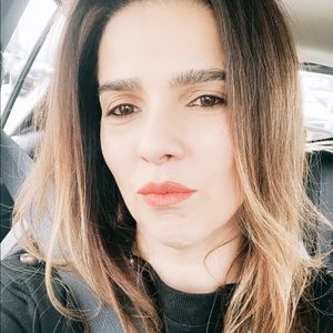 Meet your Posher, Claudia